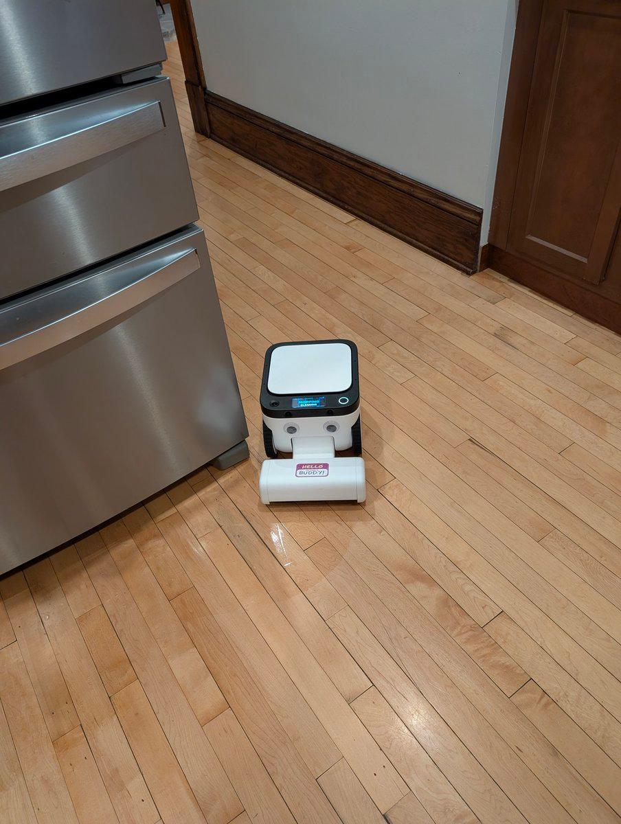 @maticrobots cleaning my floor or maybe smelling i...