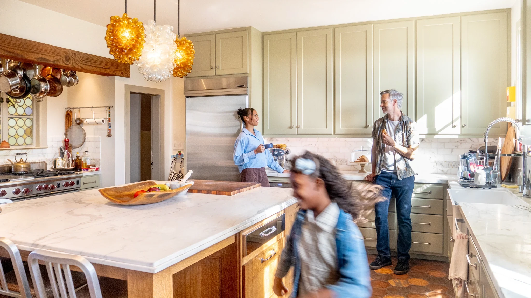 A family rushing through breakfast in a busy kitchen